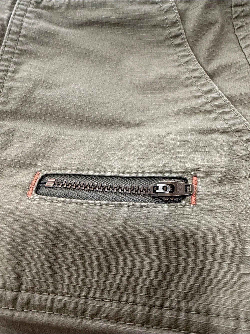 Eddie Bauer Olive Green Cargo Shorts - Picture 6 of 7
